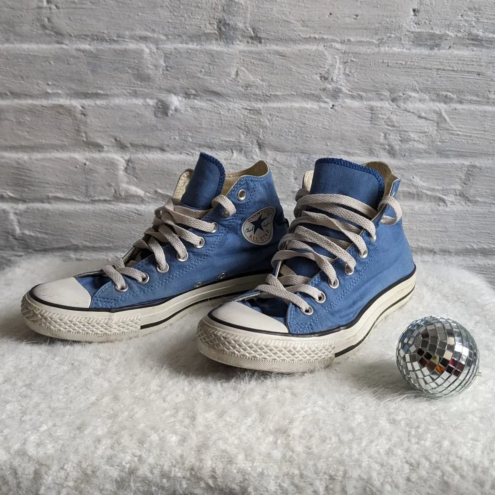 Converse Chucks Sky Blue Hightop Sneakers Skater Kicks Classic Minimalist Shoe